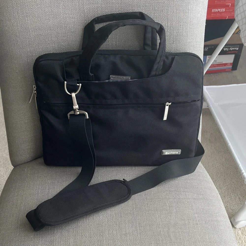 Ishare, Laptop Bag w/ Shoulder Strap